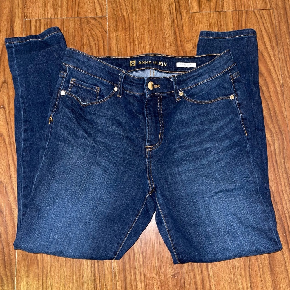 Dark Wash Mid Rise Skinny Jeans